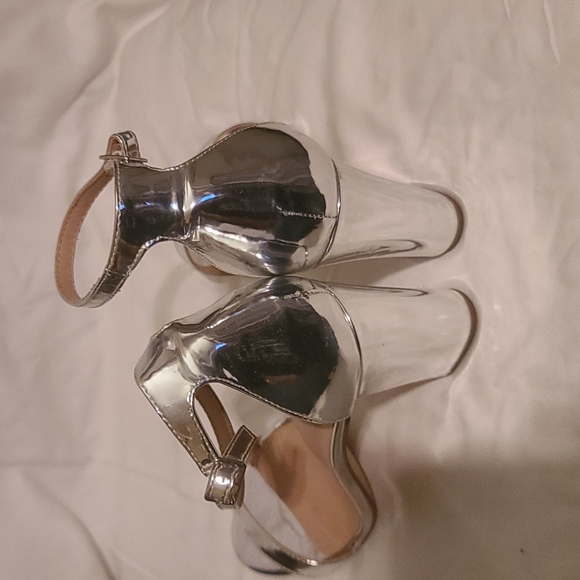 Madden Girl shoes - Picture 4 of 4